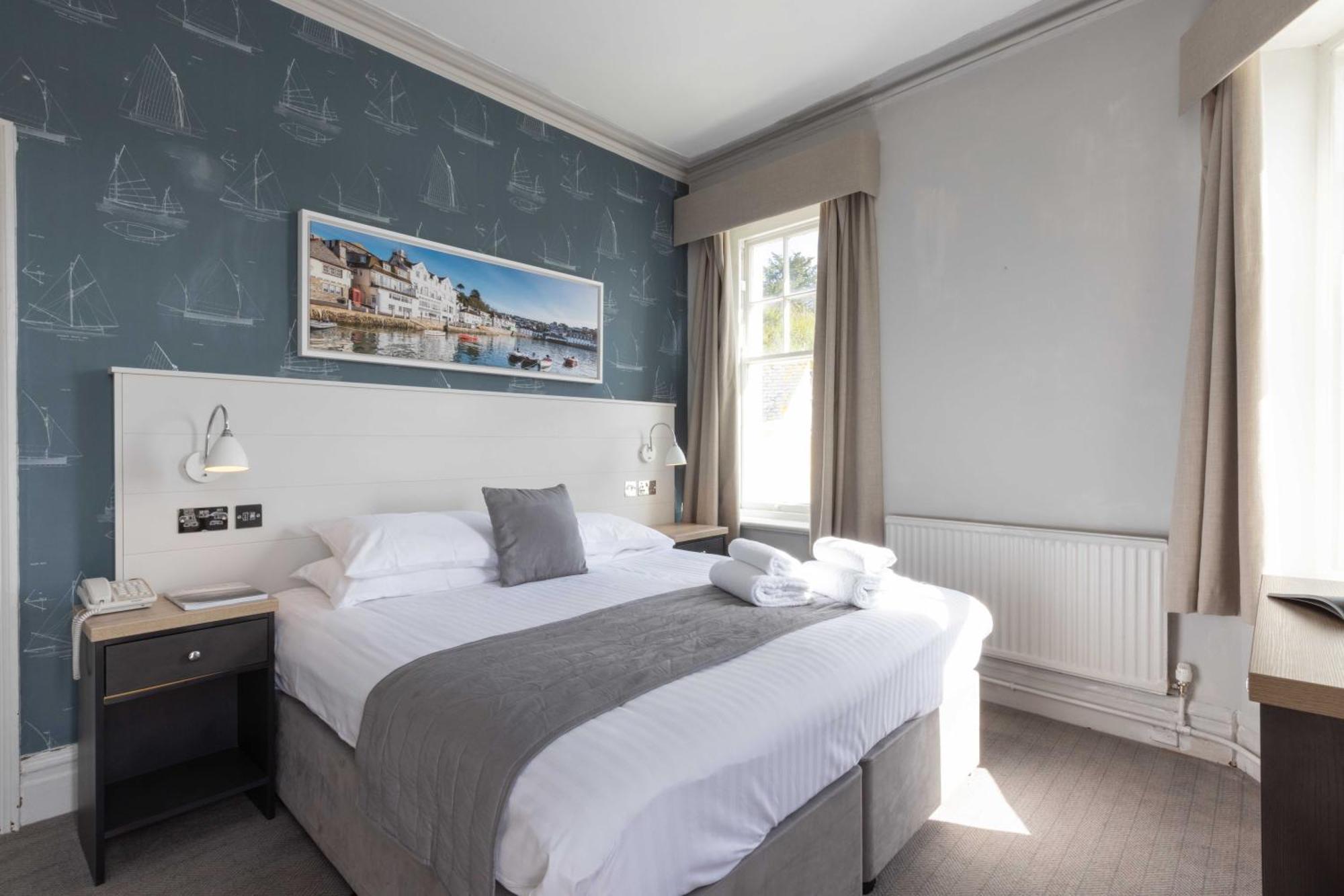 Ship And Castle Hotel Saint Mawes Exterior foto